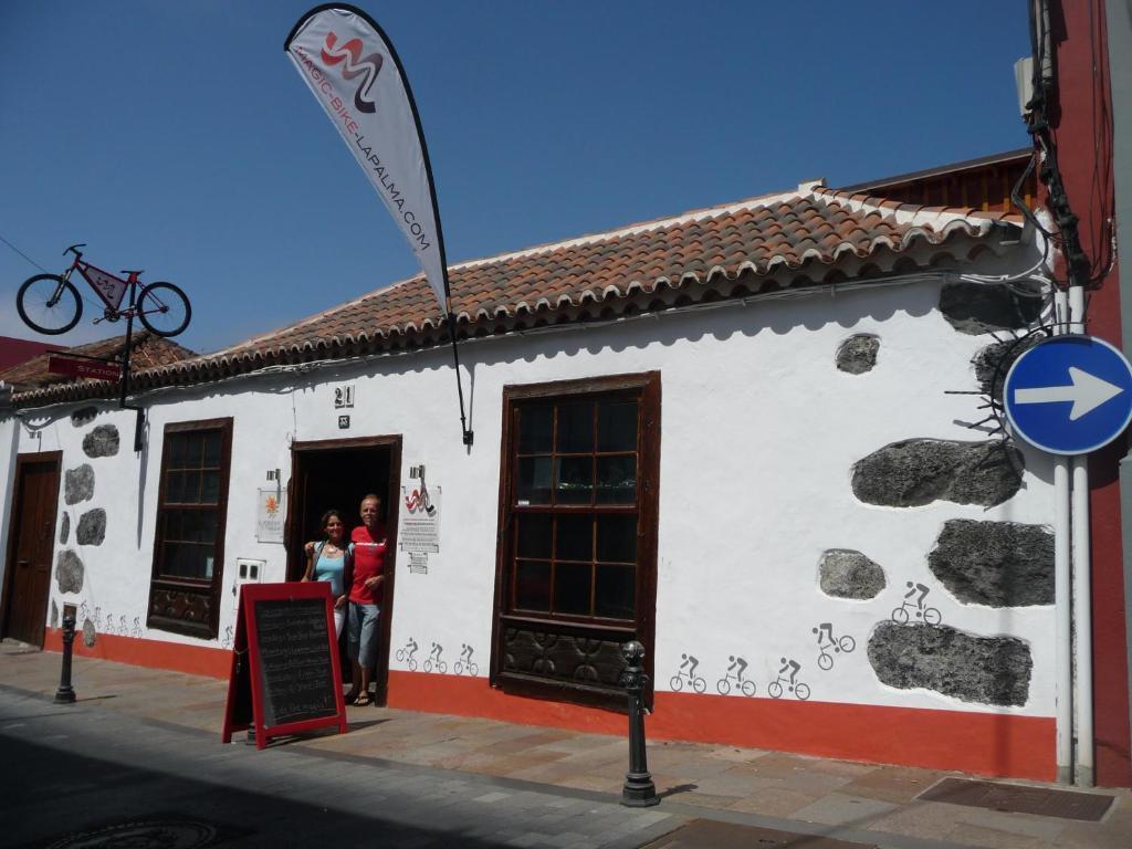 El Porvenir Ostello Los Llanos De Aridane Esterno foto